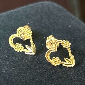 14k solid gold heart & flower earrings